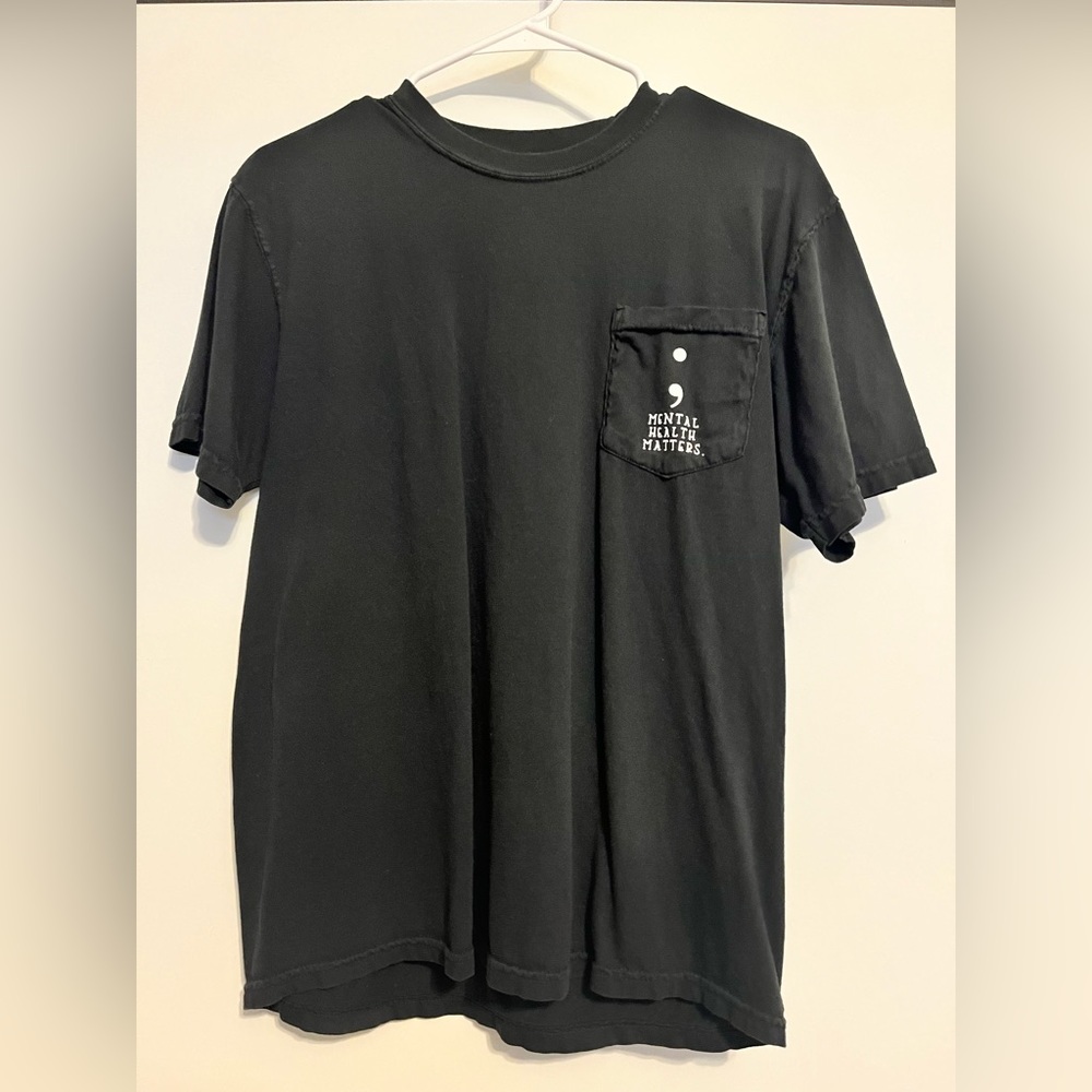 girls medium black short sleeve tee
